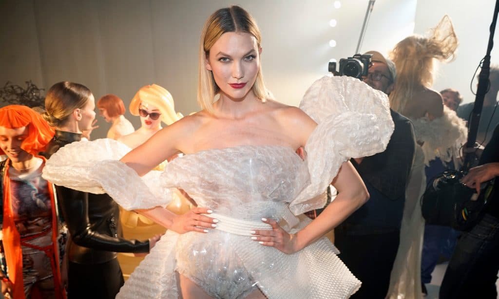 Does Karlie Kloss Smoke Weed?