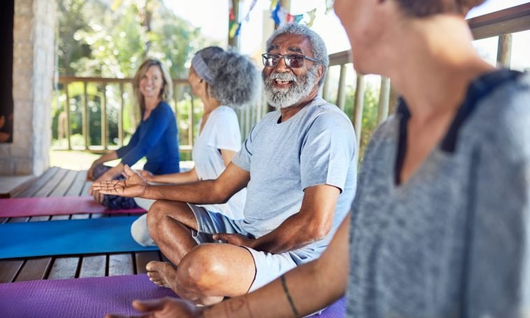 How CBD Helps Seniors Exercise How CBD Helps Seniors Exercise